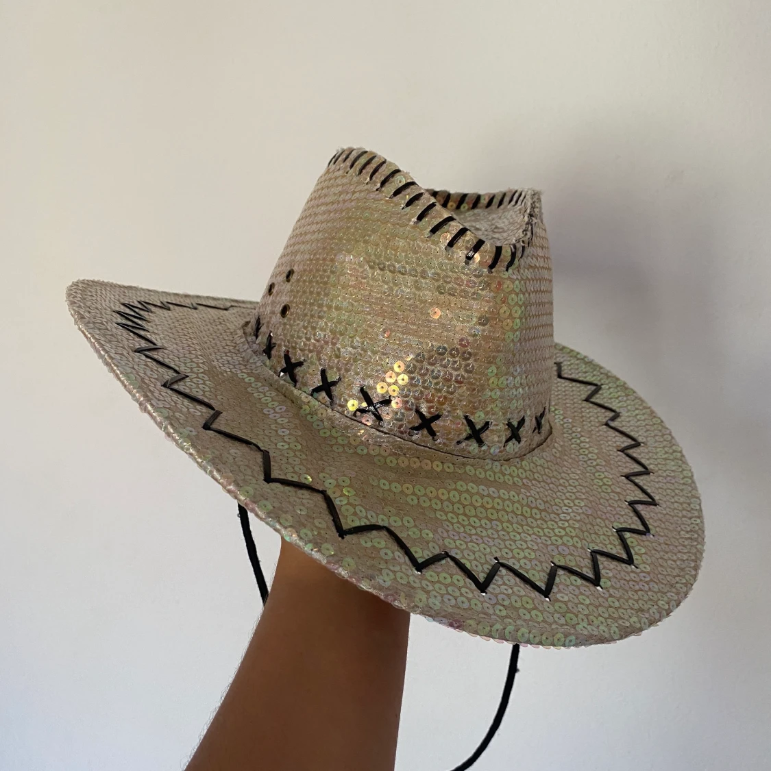 cowboyhatt med paljetter - 90
