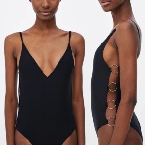 Zara baddräkt - Svart baddräkt, storlek L på lappen men skulle säga M/L då Zara är små i storlekarna