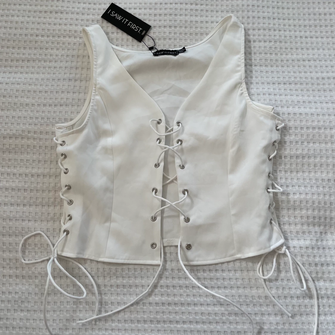 I Saw It First - Vit korsett-topp med snörning  - 90