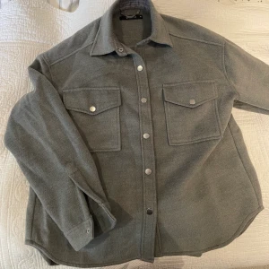 Fin höstjacka från Gina  - Så snygg höstjacka och användbar 