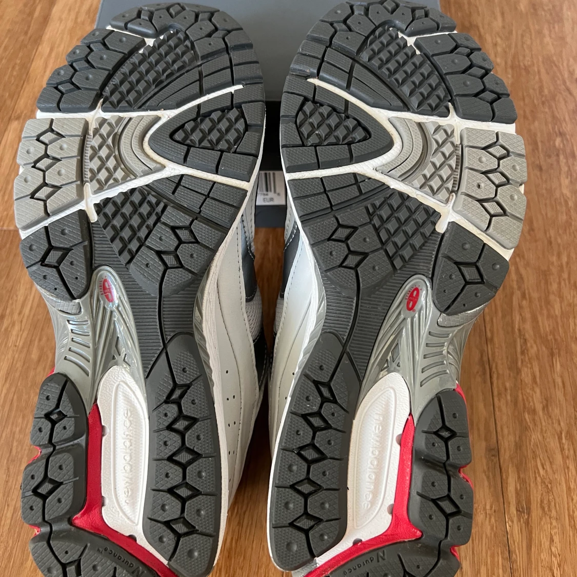 New Balance 2002R - 90