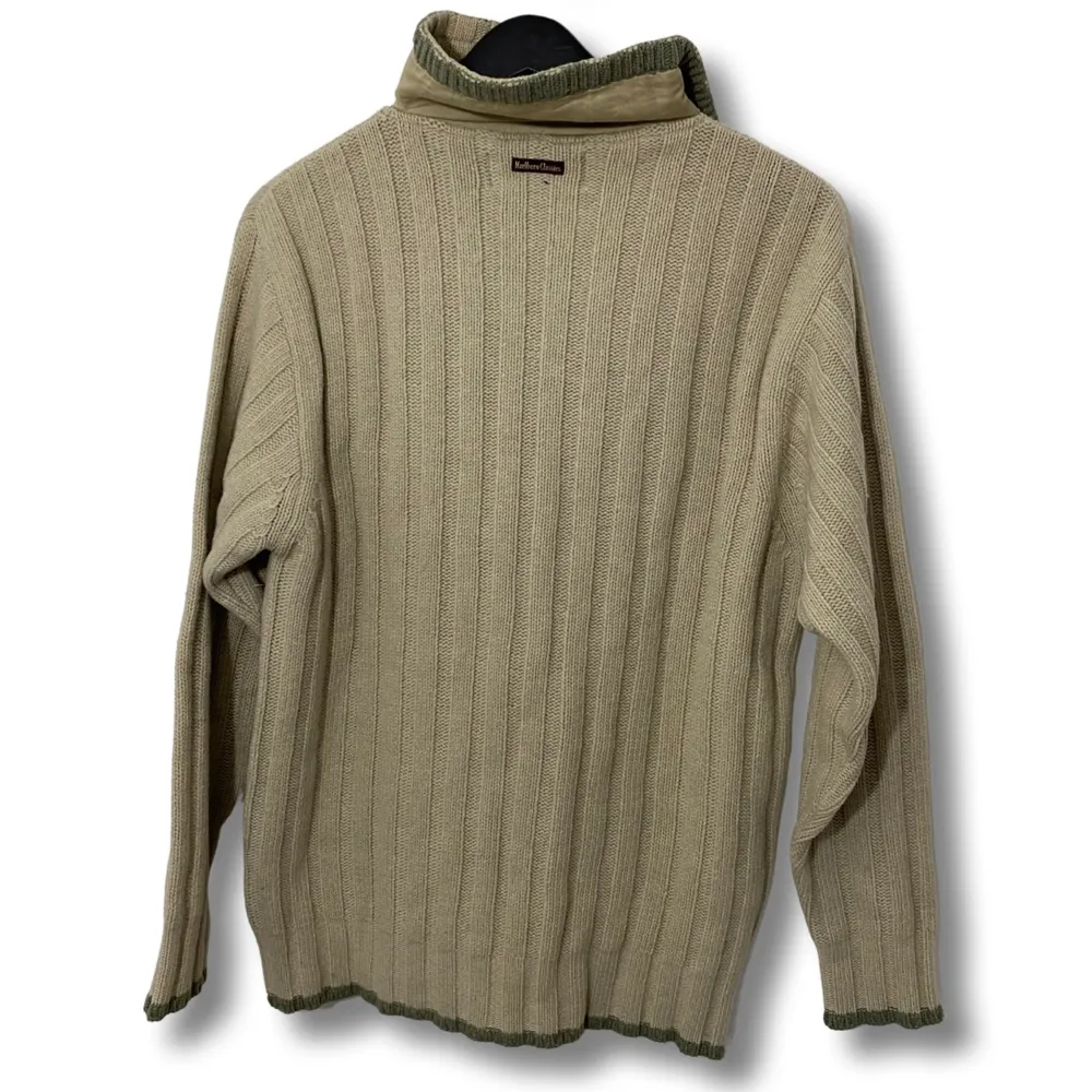 vintage marlboro zip-up sweatshirt. unik. storlek L. okej vintageskick.. Tröjor & Koftor.