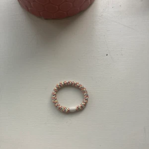 Kknekki - Jätte fin färgglad Kknekki äkta och aldrig använd ❤️❤️ har 2 av denna