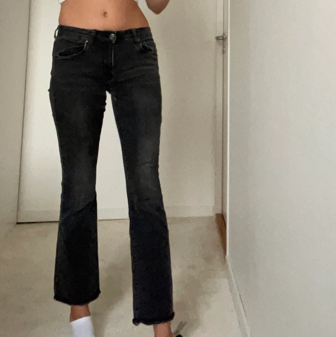 lågmidjade flared jeans - 91