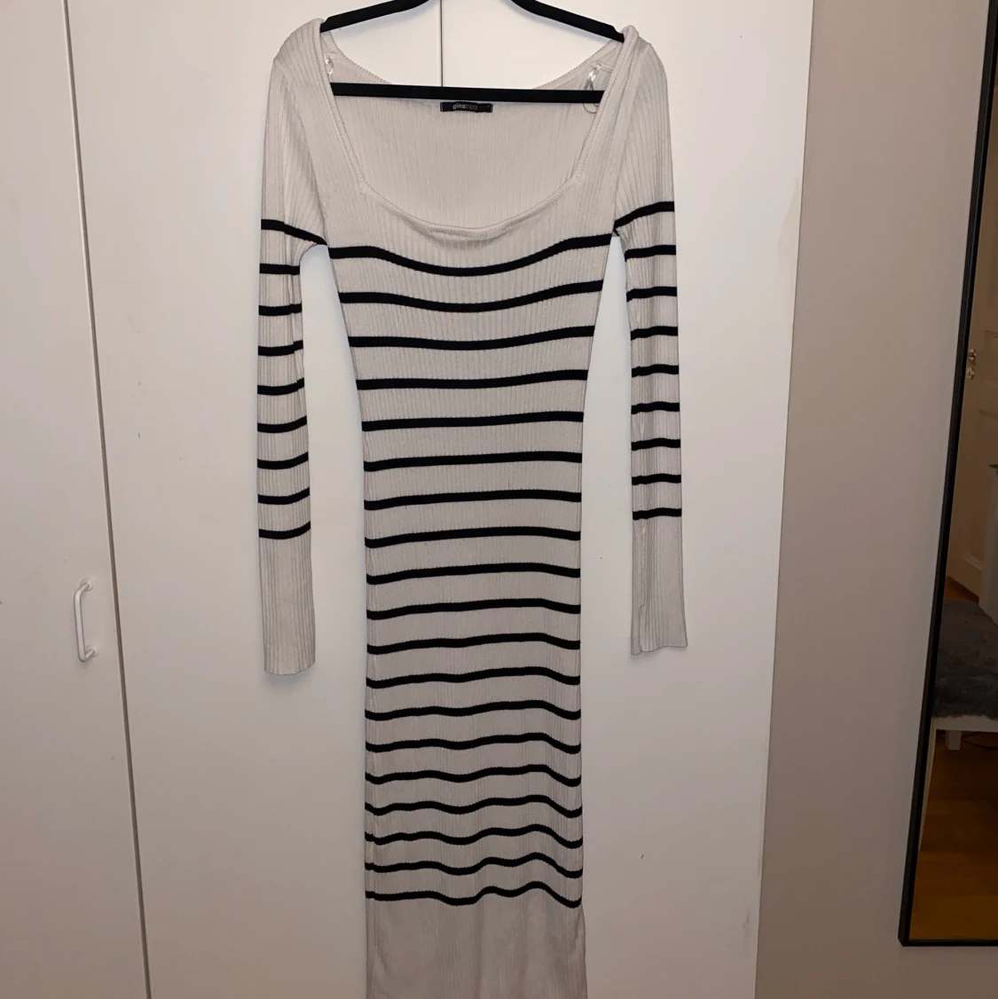 Stickad klänning - 90