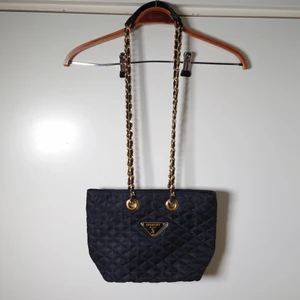 Handväska  - Äldre italiensk handväska i jättefint skick🌱