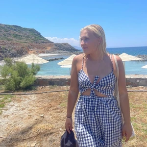 Klänning - Så fin långklänning från Zara! Passar Xs-M💛💛 130 kr