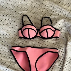 Trangle bikini  - Helt nya aldrig använd, storlek s 