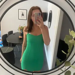 Grön klänning i fint skick!