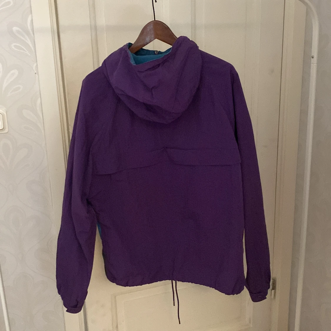 Jacka/Kappa från Superdry. - 90