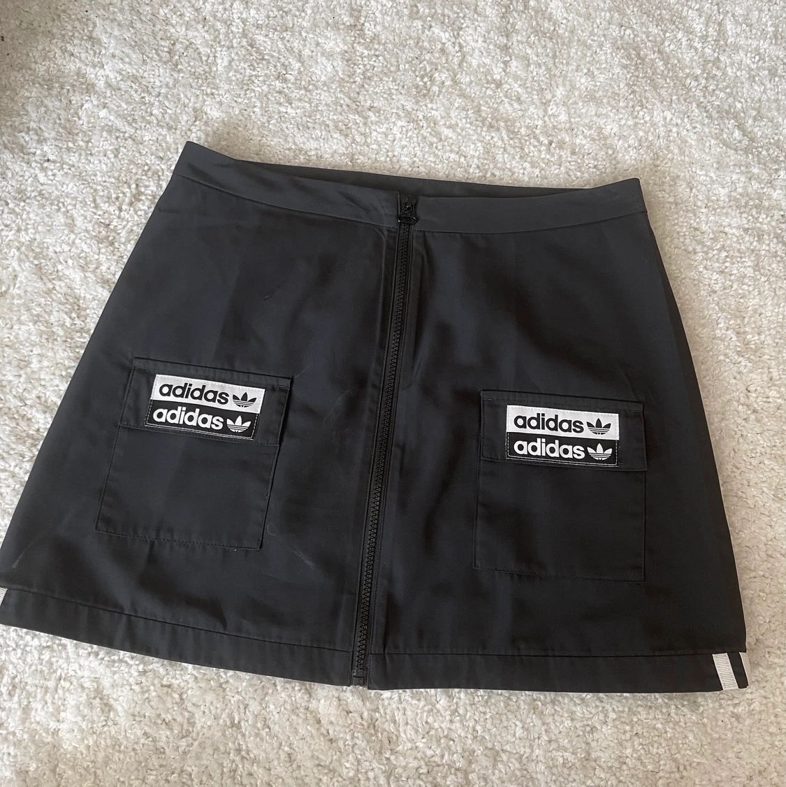 Adidaskjol - 90