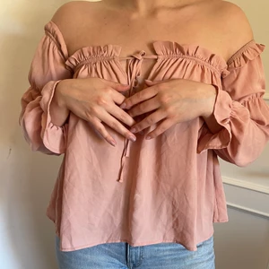 Rosa blus från nelly.com - Blus från Nelly.com, storlek 38