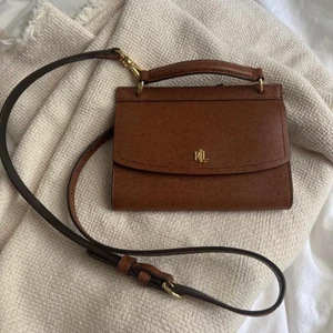 Ralph Lauren mini bag  - Aldrig använt, Ralph lauren mini väska, väldigt bra skick!