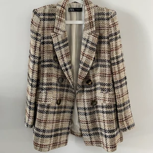 Beige Zara Blazer - Used few times 