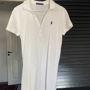 Ralph lauren klänning - Superfin Ralph lauren klänning. Nytt skick!😍