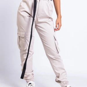 Madlady cargo - Hej söker dessa cargo byxor från madlady i storlek xs 