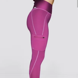 Wrangler atg cargo leggings M - Nya Nya m lappar kvar. Medium .  Passar som friluftsbyxa etc.  Nypris 499.