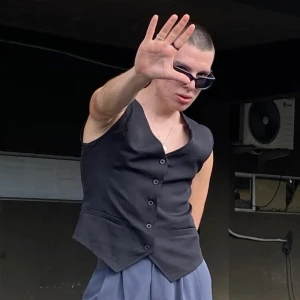 Väst - Storlek M, använd 1 gång 