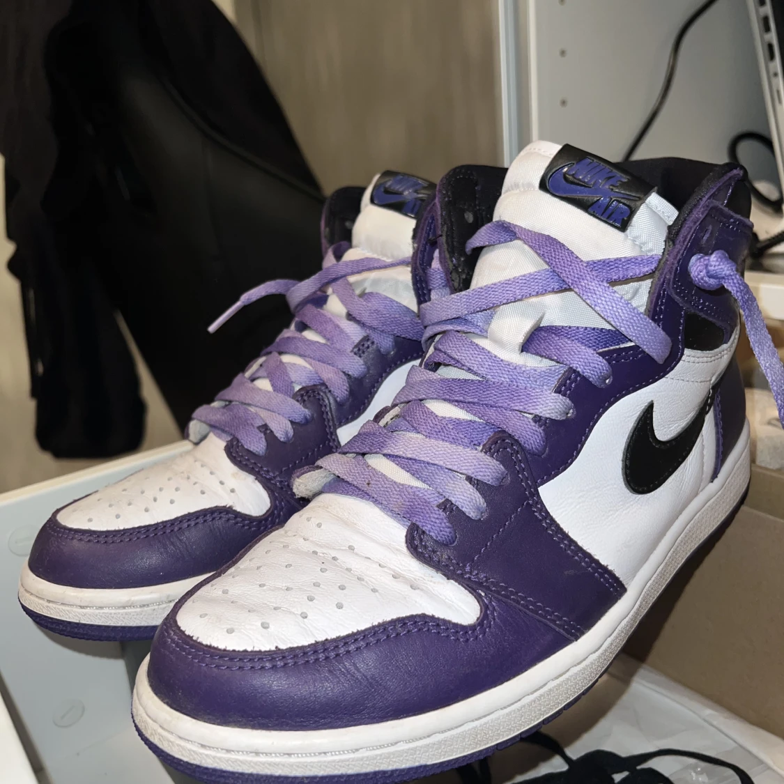 Jordan 1s court purple - 90