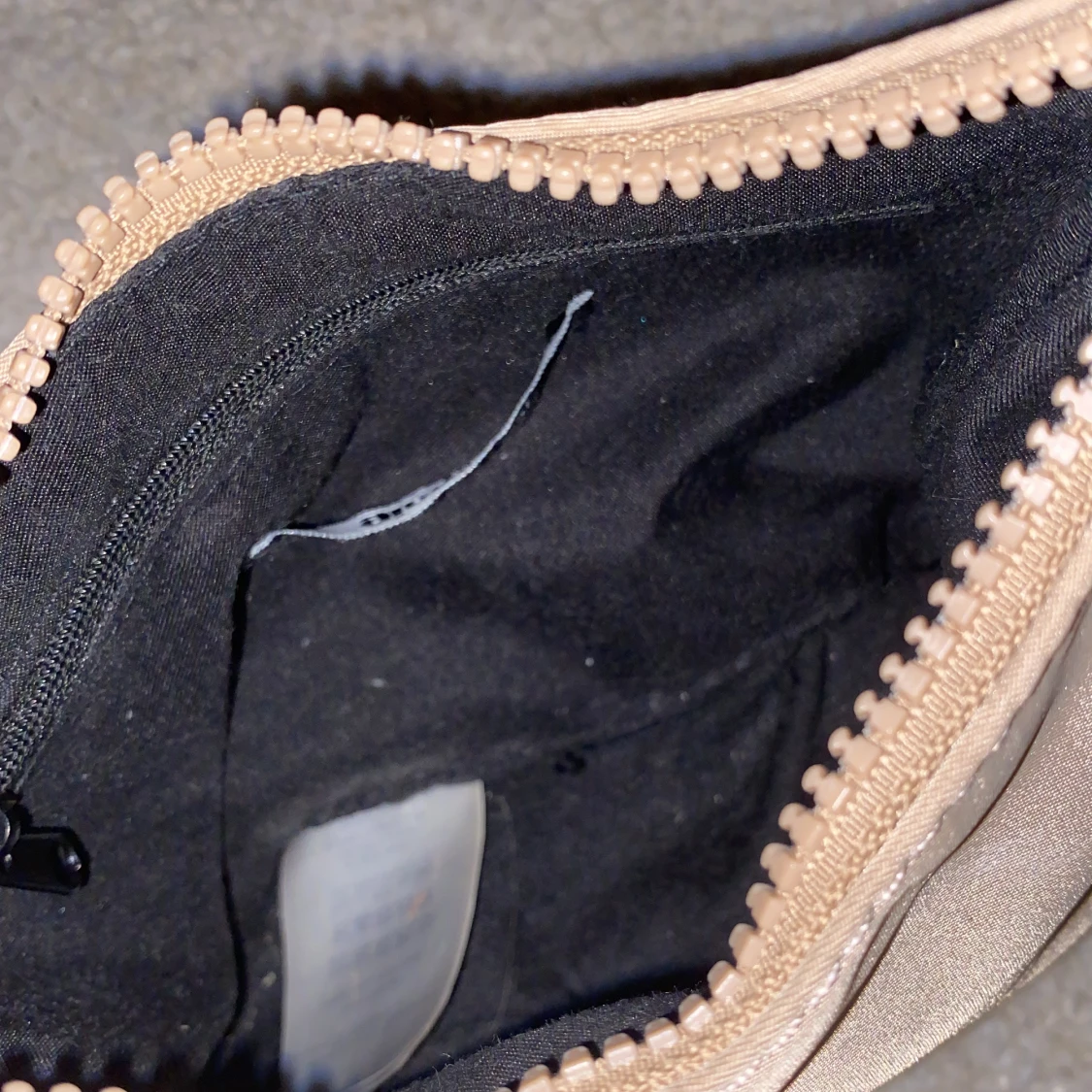 beige handväska - 90