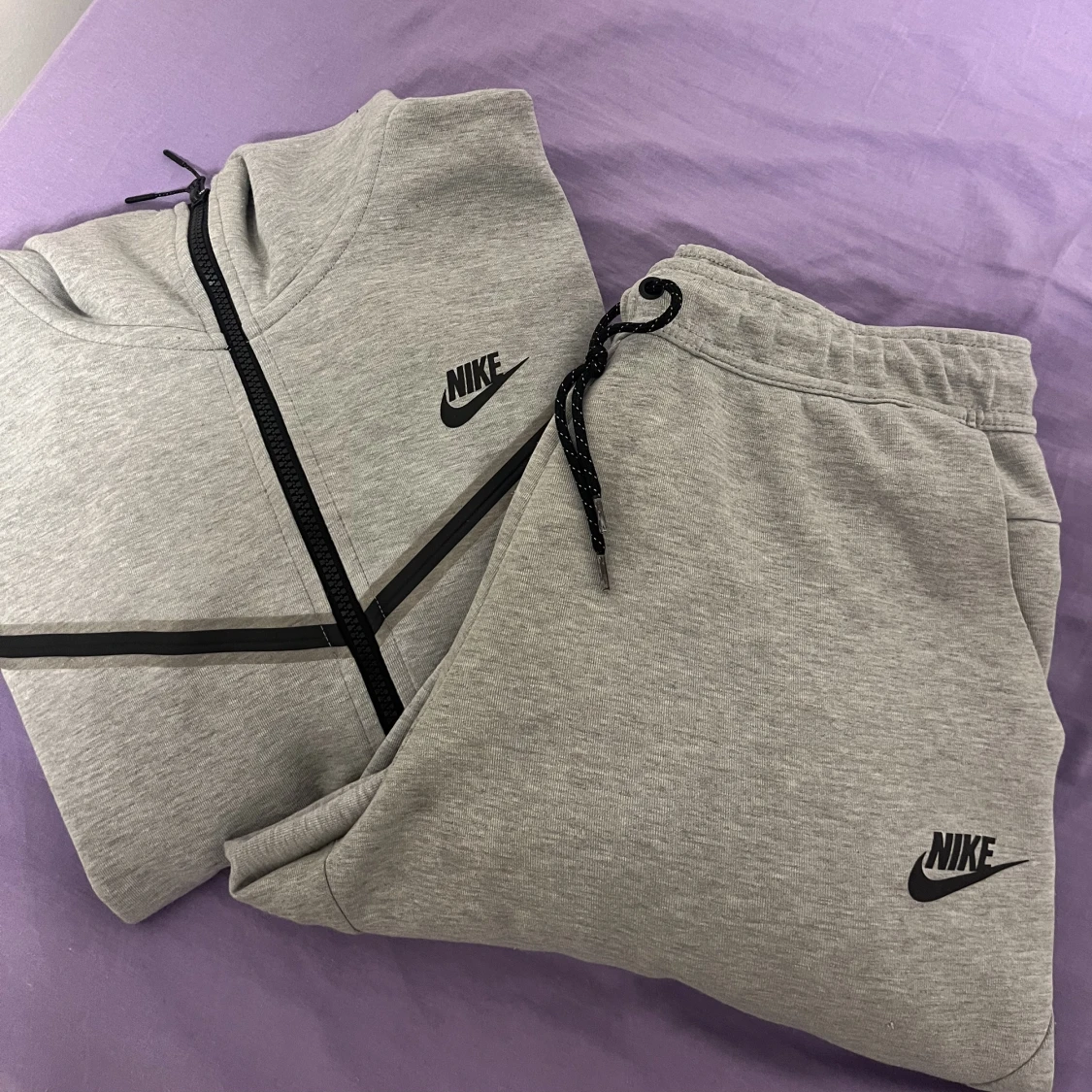 Nike tech fleece