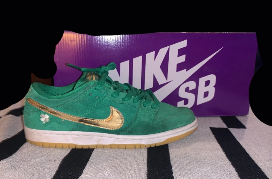 Nike sb dunk low St. Patrick’ day.storlek 40