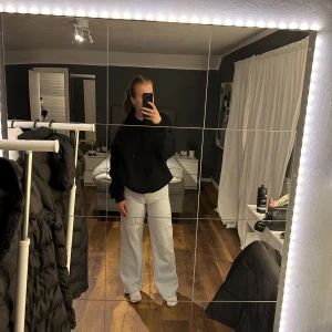 Jeans - Snygga jeans i storlek L.