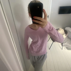 V-ringad tröja - V-ringad supersöt tröja från race marine ⛵️😊