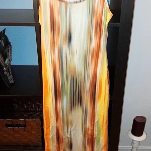 Klänning - Skön klänning till salu✨ Den formar sig efter kroppen fint✨Xs/S