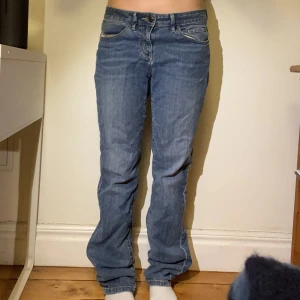 Lågmidjade jeans  - Blåa jeans 