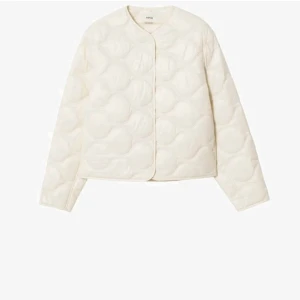 jacka  - Söker denna jackan!! Skriiv om ni vill sälja 💕💕