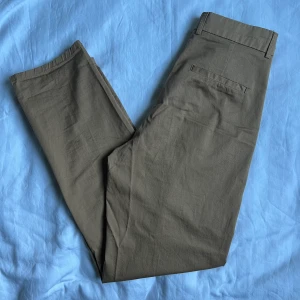 Bruna byxor 🐻 - Ljusbruna byxor från Zara 🐻