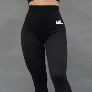 Träningsbyxor - Träningsbyxor från All Way Out strl S, använda ett fåtal gånger, fint skick💞nypris 549kr säljer för 250kr