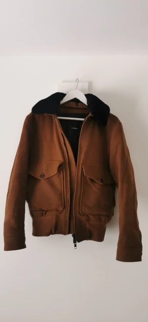 Jacka J.LINDEBERG - Jacka i bra skick. 