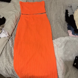 Set - Aldrig använda. Prislappar kvar. 