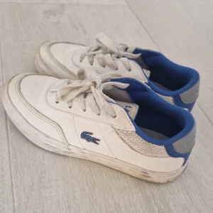 Skor - Som nya  Äkta lacoste 