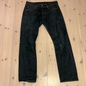 Levis 501  - Levis 501or  Säljs pga lite användning 