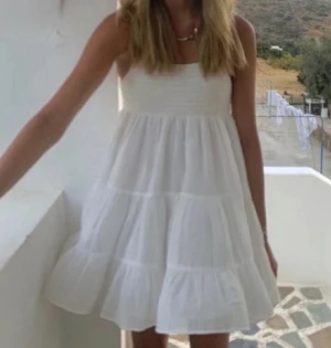 Zara klänning  - En jätte fin och skön zara klänning i bra skick 