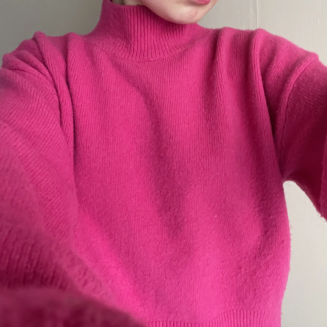 Stickad rosa tröja - 91