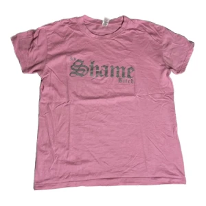Shame t-shirt - Shame merch från deras senaste spelning i Stockholm. Bra skick 