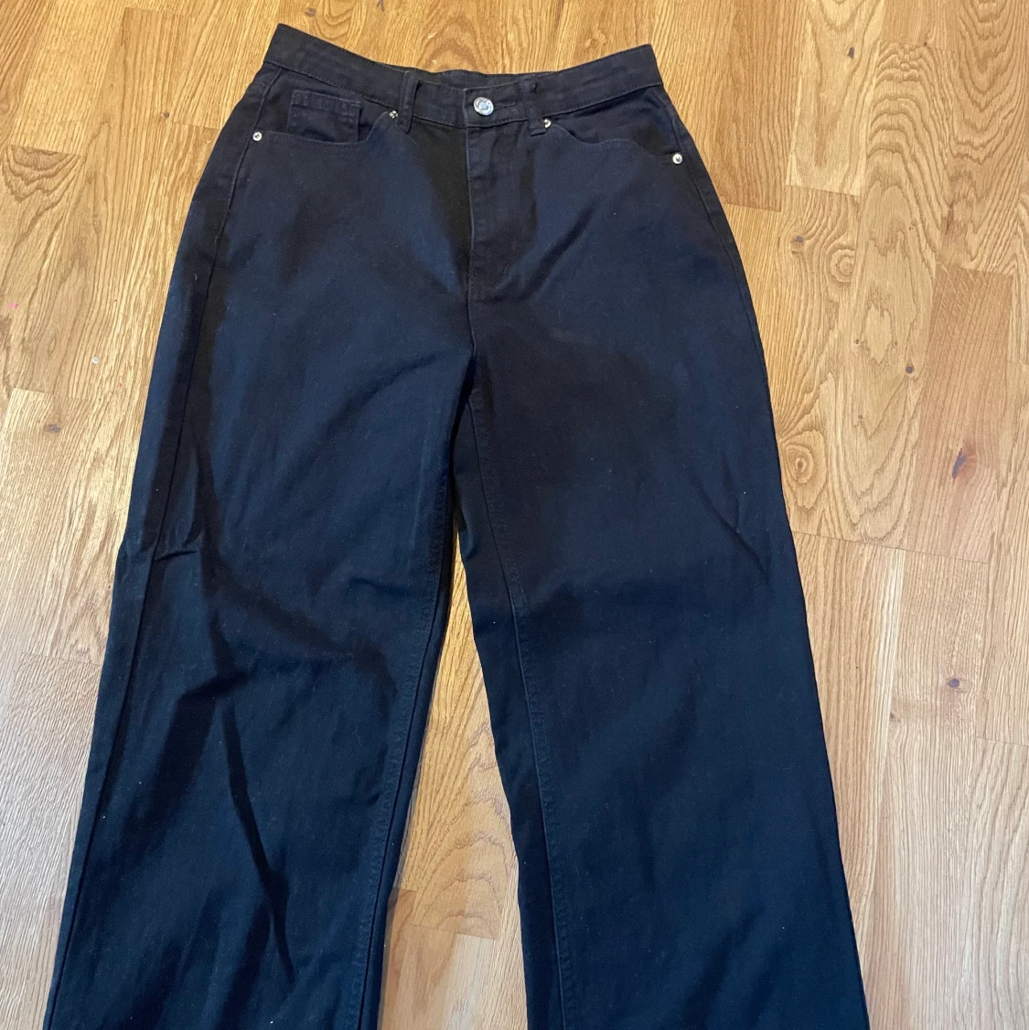 Svarta jeans  - 90
