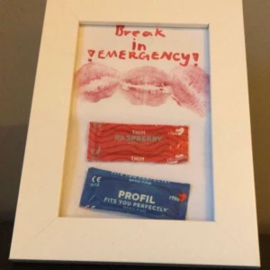 Säljer min fula cp kusin - Säljer min cp kusin som är cp dampig och dum och mördare! Hon är rolig och man får med mig på köpet