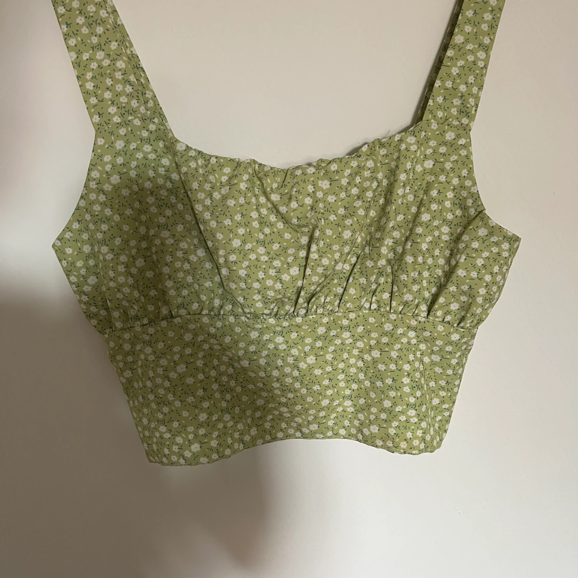 Blommig sommartopp strl s  - 90