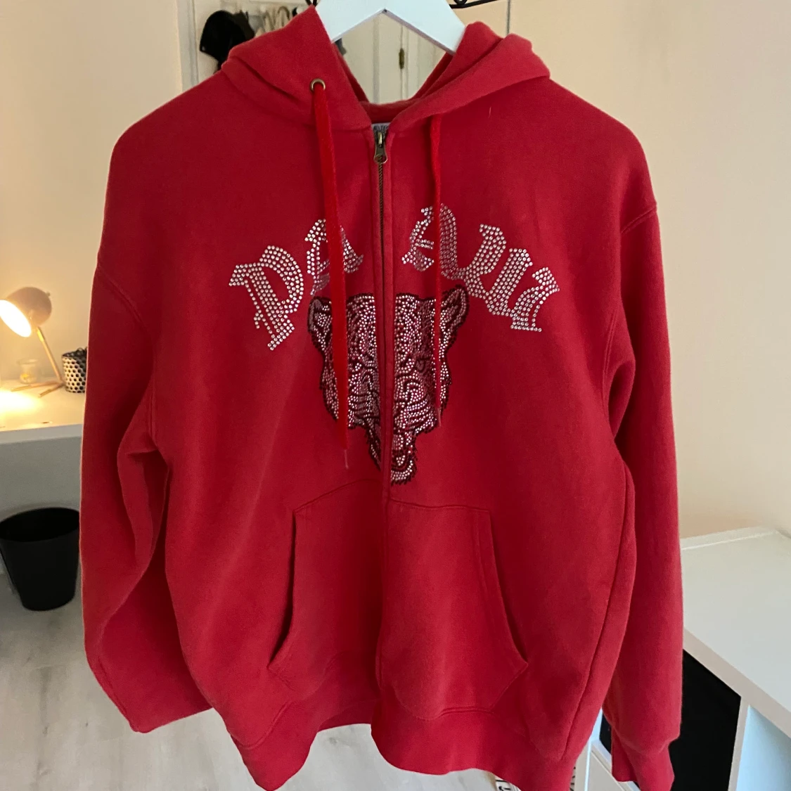 Rinestone hoodie - 90