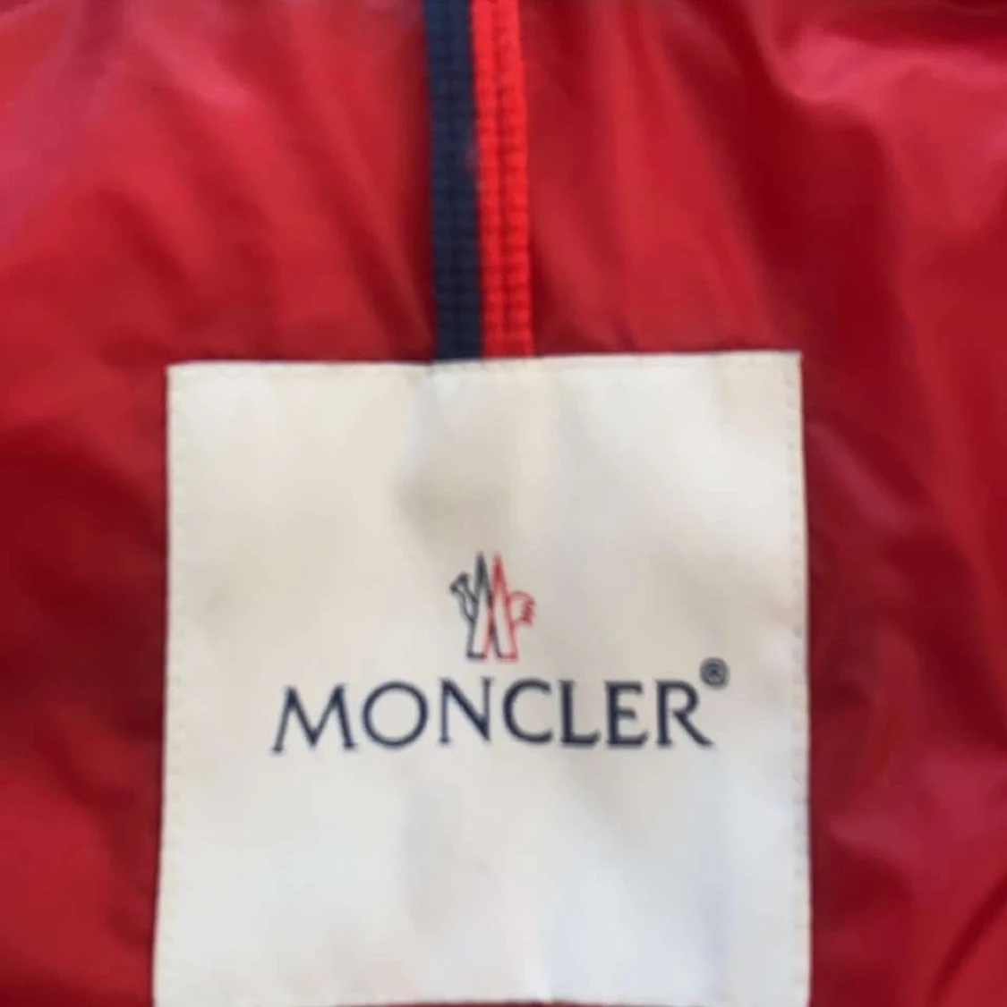 Moncler - 90