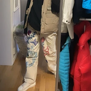 Weekday X Lee jeans - Jeans köpte från Lee jeans kollektion med weekday för något år sedan! Superbra skick 