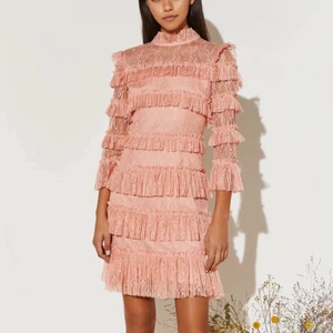 SÖKER By Malina  - Söker By Malina Carmine rose dress i storlek M eller möjligtvis L 