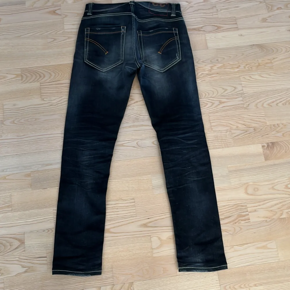 I princip oanvända Dondup jeans. Stl 32. . Jeans & Byxor.