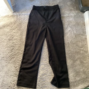 Ett par kostymbyxor  - Ett par jätte fina kostymbyxor 💕