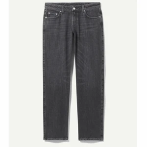 Arrow low - Säljer dessa arrow low straight jeansen. Köpta men säljer vidare nu. Skriv privat för frågor eller flera bilder. 200kr + frakt ❤️